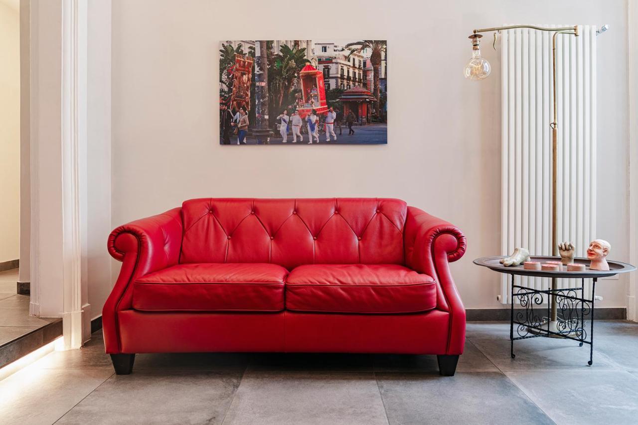 Hotel La Smorfia Napoli Esterno foto