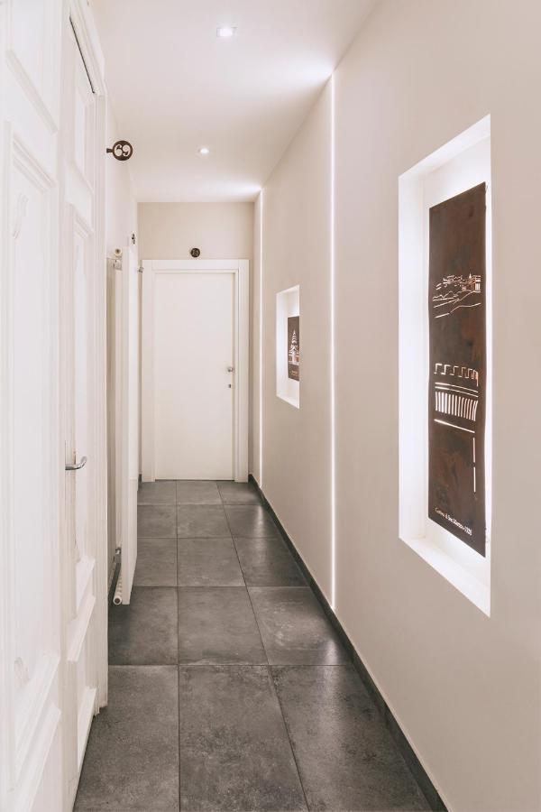 Hotel La Smorfia Napoli Esterno foto