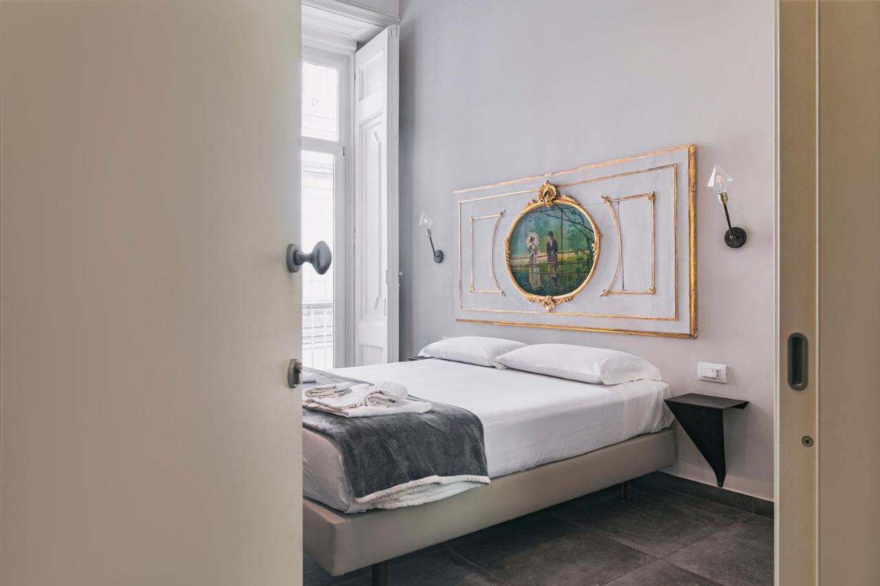 Hotel La Smorfia Napoli Esterno foto