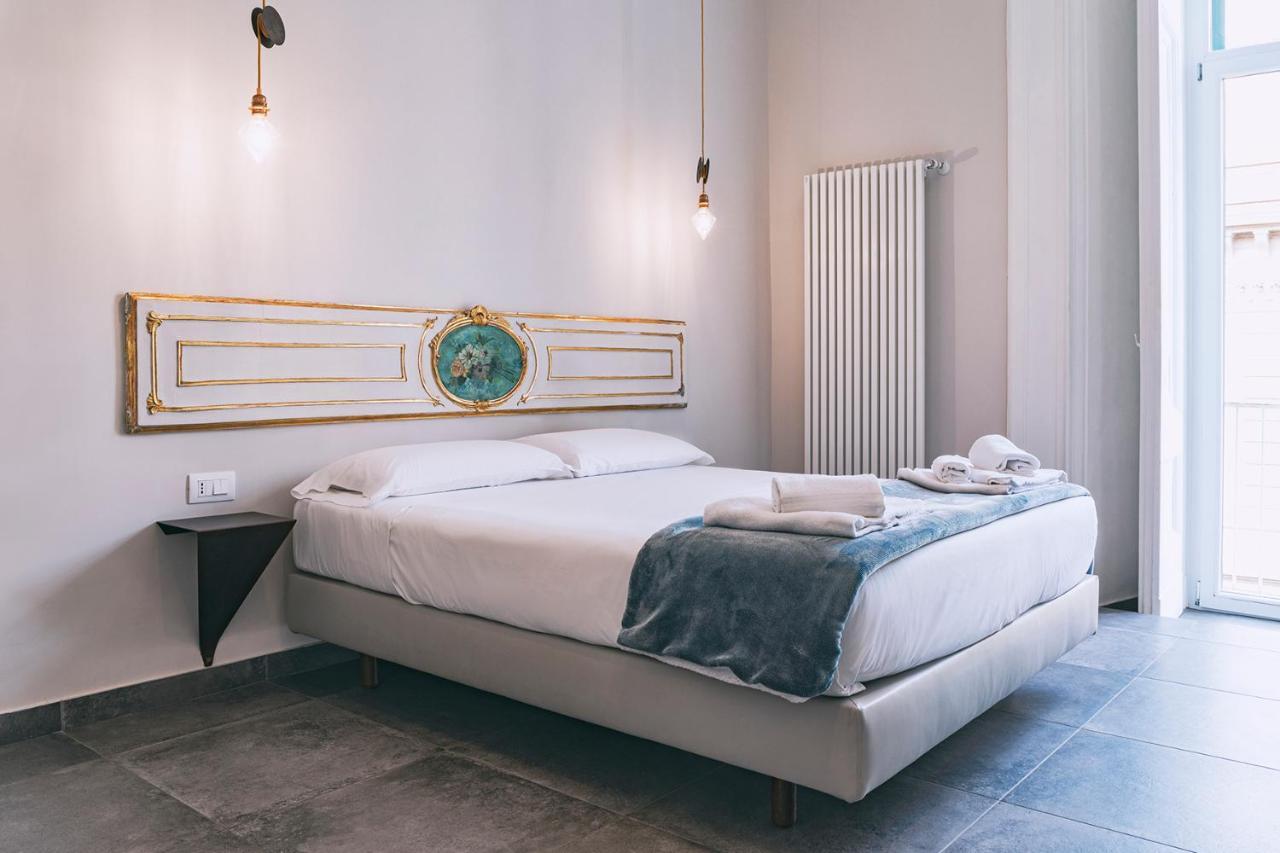 Hotel La Smorfia Napoli Esterno foto