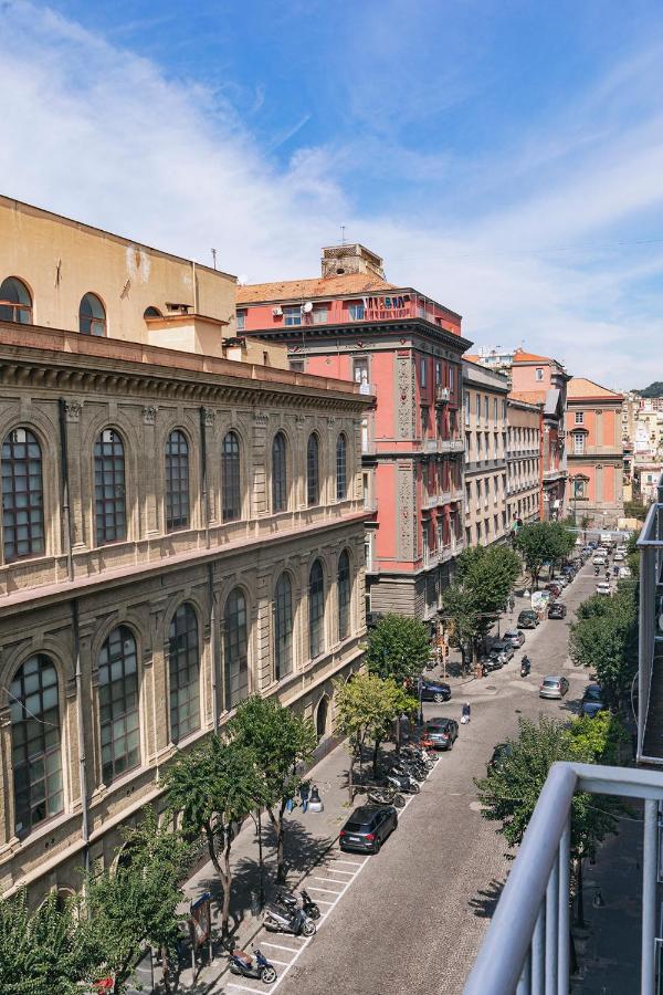 Hotel La Smorfia Napoli Esterno foto